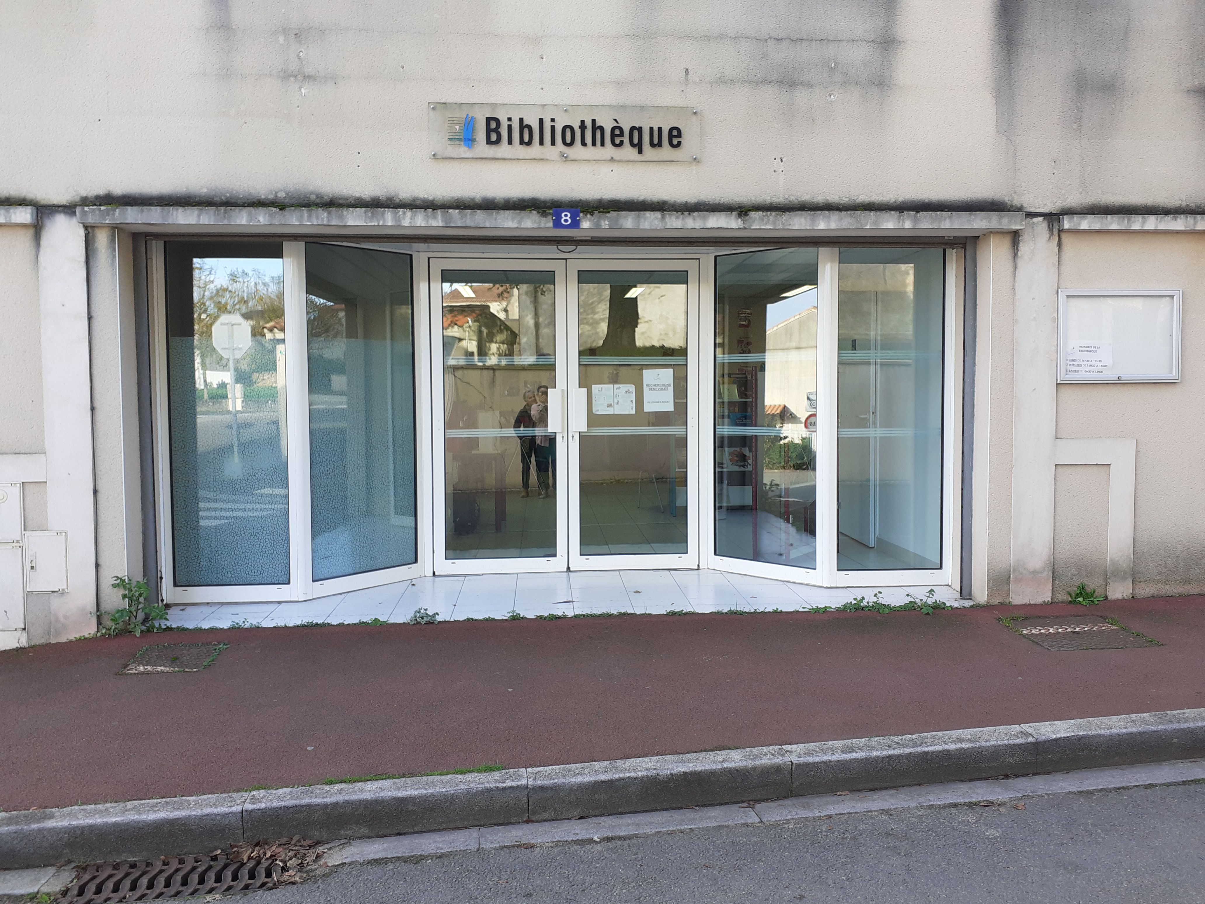 Photo représentant la bibliothèque de Chaillé-sous-les-Ormeaux